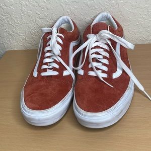 Unisex Vans suede sneakers